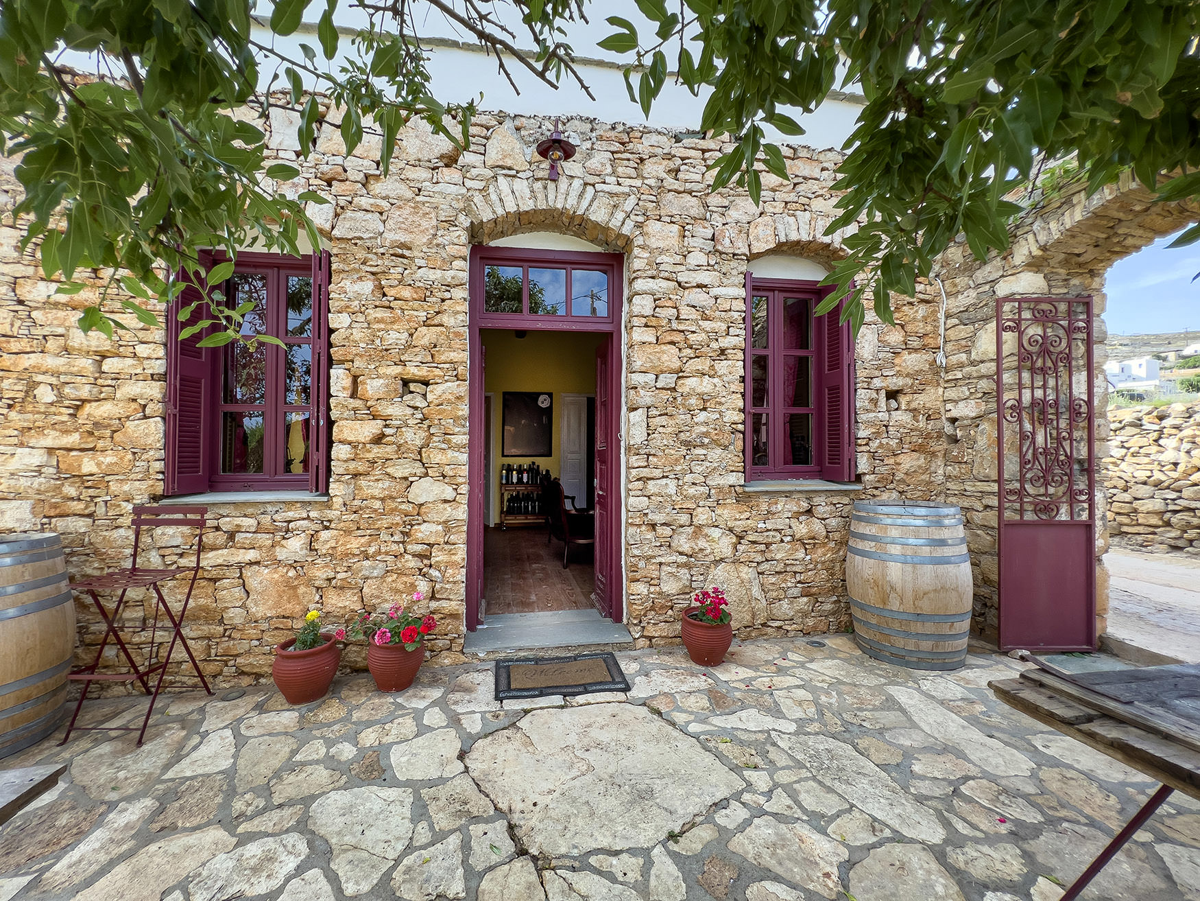 Ktima Paliomilos - Folegandros - Winery