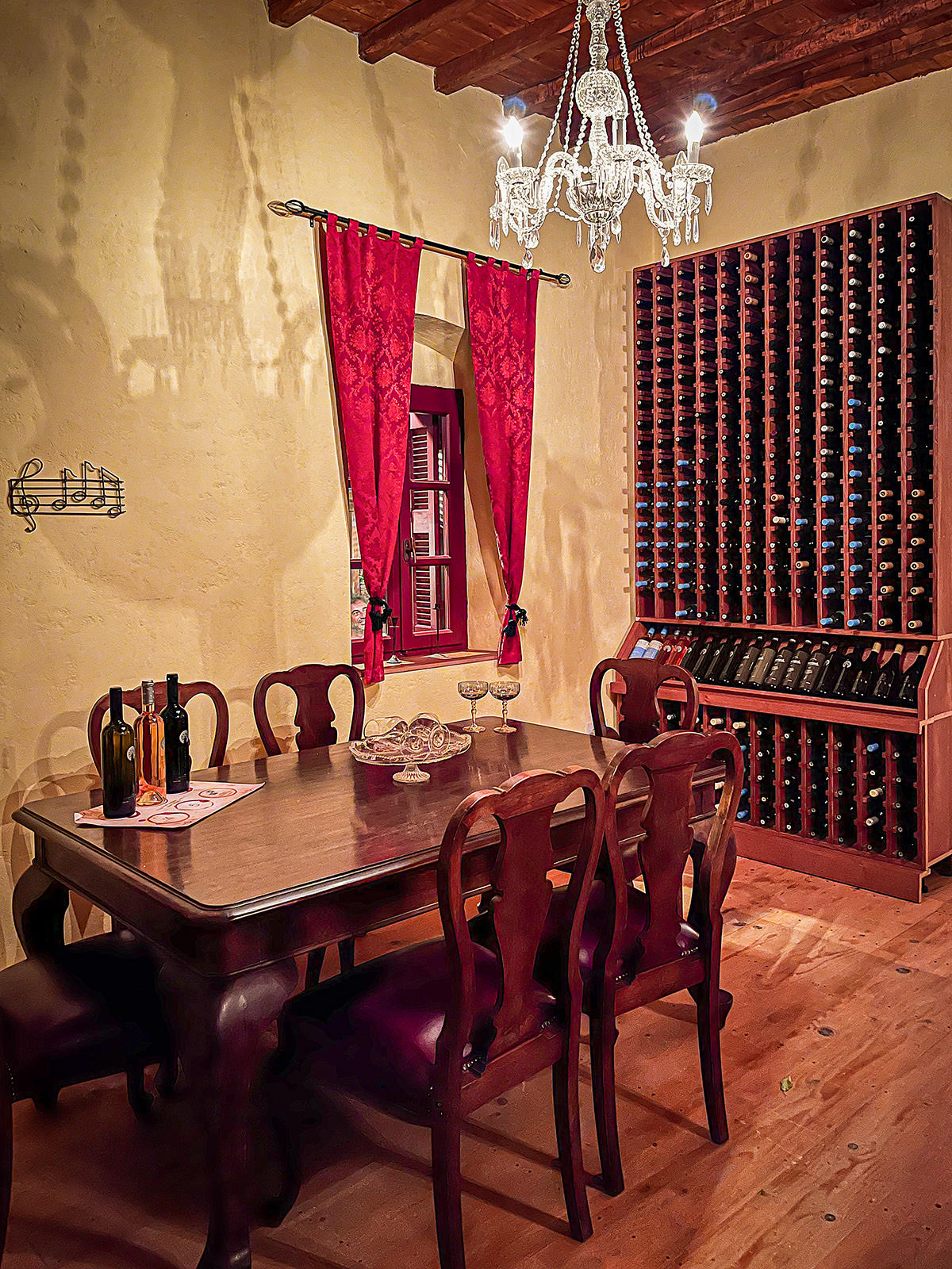 Ktima Paliomilos - Folegandros - Winery